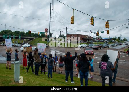 The third 'I Can't Breathe' Rally with an attendance of 20 people gather together with signs and protest against the confederate flag in Jackson, Tenn., Friday, June 26, 2020. (Photo by Stephanie Amador / The Jackson Sun/USA Today Network/Sipa USA)