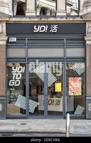 The Yo Sushi Logo Seen At One Of Their Restaurants At St Paul S Churchyard The Sushi Chain Yo Is Considering Insolvency To Reduce Their Financial Liabilities As The Coronavirus Pandemic Continues To Hammer