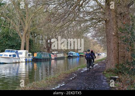 The River Wey navigation canal at New Haw on a winters day,Surrey England UK Stock Photo