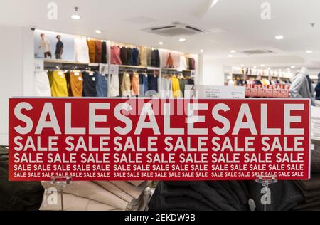 Uniqlo hot sale usa sale