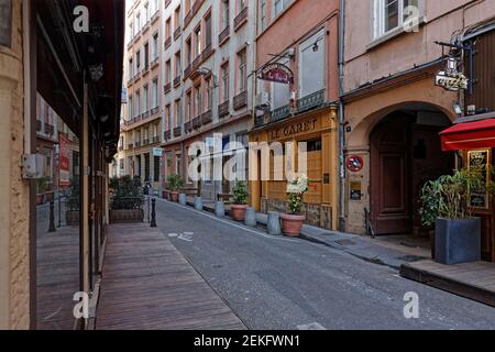 LYON, FRANCE, February 19, 2021 : Following the restrictions, a majority of bars and restaurants have to close their doors in France. A lot could defi Stock Photo
