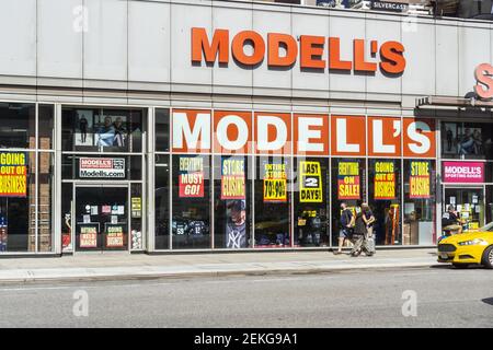 Modells Sporting Goods Midtown East, Manhattan, NY - Last Updated