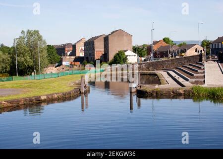 Forth and Clyde Canal at Maryhill, Glasgow showing the boat dock. Stock Photo