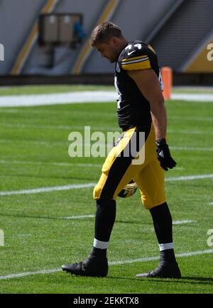 September 20th, 2020: Derek Watt #44 during the Pittsburgh Steelers vs  Denver Broncos at Heinz Field in Pittsburgh, PA. Jason Pohuski/(Photo by  Jason Pohuski/CSM/Sipa USA Stock Photo - Alamy