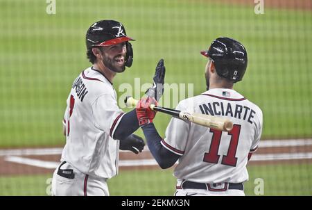 WATCH: Umpire force Ronald Acuña Jr to swap gloves for the 9th