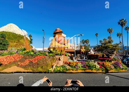 Pasadena, JAN 1, 2016 - Sunny view of the famous Rose Parade Stock Photo