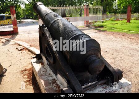 Ancient Cannon or ruins artillery at front of Mandalay Palace the last Burmese monarchy Royal Residency for Majesty for Burmese people and foreign tra Stock Photo