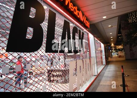 Tektonisch hobby Afkorten Black Friday is being advertised at a shop window of a Mediamarkt store.It  is one of the commercial events most important of the year in Spain. This  year an important decrease in
