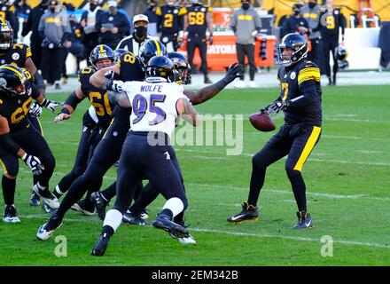 December 5th, 2021: Ben Roethlisberger #7 during the Pittsburgh Steelers vs  Baltimore Ravens game at Heinz Field in Pittsburgh, PA. Jason  Pohuski/(Photo by Jason Pohuski/CSM/Sipa USA Stock Photo - Alamy