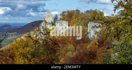 Reussenstein Castle in autumn, Germany, Baden-Wuerttemberg, Swabian Alb, Neidlingen Stock Photo