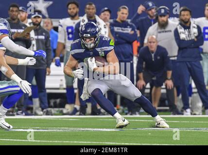 Dallas Cowboys tight end Nick Eubanks (47) runs with the ball during an NFL  football practice in Frisco, Thursday, June 3, 2021. (AP Photo/Michael  Ainsworth Stock Photo - Alamy