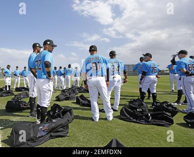 Victor Victor Mesa welcomed to camp by Marlins