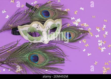 Mardi Gras Feather Background Stock Photo - Alamy