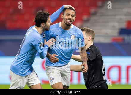 Torjubel: Bernardo Silva (City), Gabriel Jesus (City) Borussia Mönchengladbach - Manchester City Budapest, 24.02.2021, Fussball; Champions League, Sai Stock Photo