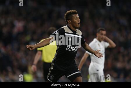 Squawka Live on X: David Neres' goal in the first minute on injury time  crowned Ajax KNVB Cup champions after a 2-1 win against Vitesse. 🏆   / X