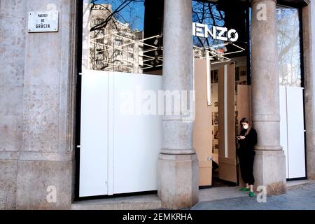 Kenzo shop serrano horario