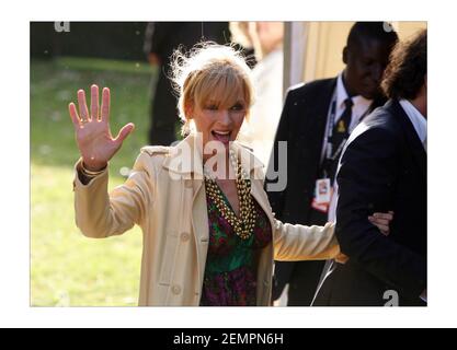 Nelson Mandela 90th Birthday dinner in Hyde Park... Uma Thurmanphotograph by David Sandison The Independent Stock Photo