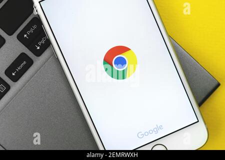 Kharkov, Ukraine - February 25, 2021: Google Chrome app on Appli iPhone screen, the most popular mobile browser application Stock Photo
