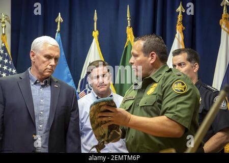 TUCSON, AZ/USA - APRIL 11, 2019: Border Dynamics sculpture on the ...