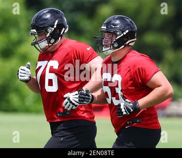 Atlanta Falcons star Chris Lindstrom of Dudley shines bright on and off  field