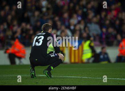 Goalkeeper Jan Oblak of Club Atletico de Madrid looks on during the 31st round match of the La Liga 2018-2019 season between FC Barcelona and Club Atletico de Madrid at Camp Nou Stadium in Barcelona, Spain, 6 April 2019. (Photo by Sergio Ros - Imaginechina/Sipa USA)
