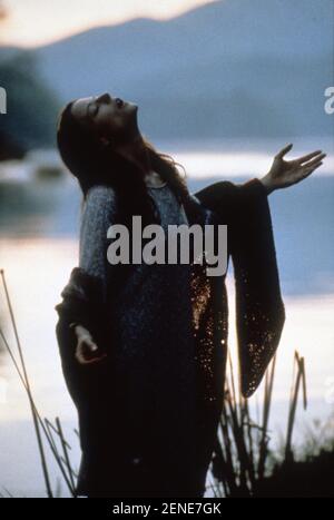 Nell Year: 1994 USA Jodie Foster Director : Michael Apted Stock Photo