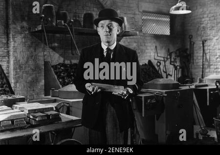 The Lavender Hill Mob  Year: 1951 UK Alec Guinness  Director: Charles Crichton Stock Photo