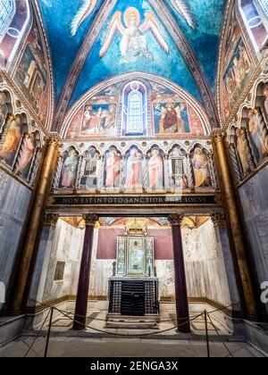 Main altar of the Sancta Sanctorum Roman Catholic chapel (Chiesa di San Lorenzo in Palatio ad Sancta Sanctorum) - Rome, Italy Stock Photo