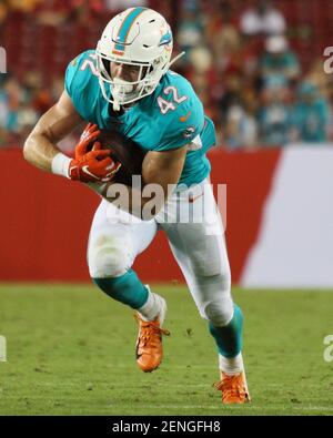 Bucs sign former Dolphins RB Patrick Laird