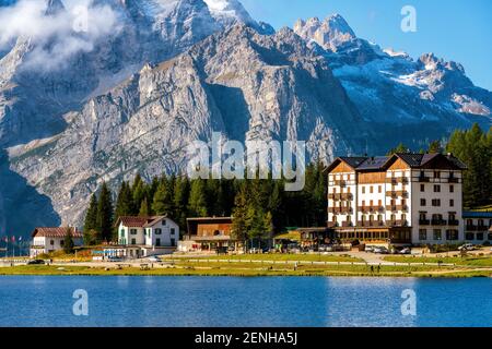 Breathtaking landscape of Lake Misurina with Dolomites mountain in background, Italy. Panoramic nature landscape of travel destination in Eastern Stock Photo