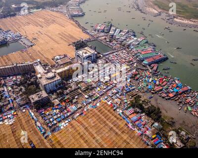 Barishal, Bangladesh. 26th Feb, 2021. BIggest Islamic Mehfil in the World Credit: Mustasinur Rahman Alvi/ZUMA Wire/Alamy Live News Stock Photo