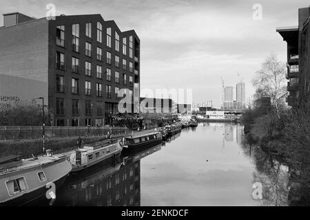 The Hertford Union Canal at Hackney Wick, East London UK, in winter Stock Photo