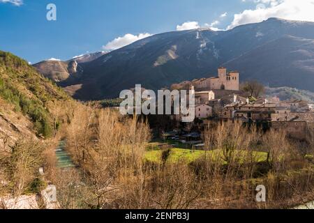 The small town of Piobbico in the Pesaro-Urbino province with mount Nerone in the background (Marche, Italy) Stock Photo