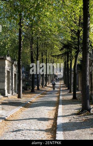 Pere Lachaise Cemetery, Cimetiere du Pere Lachaise, Paris, France, Europe Stock Photo