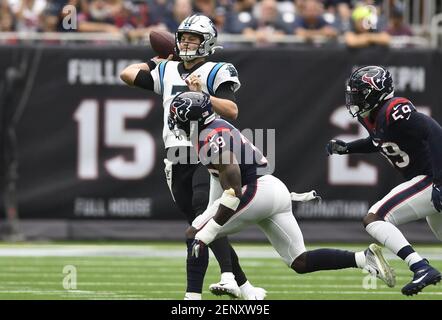 September 10, 2017: Jacksonville Jaguars free safety Tashaun Gipson (39)  enters the field prior to an NFL football game between the Houston Texans  and the Jacksonville Jaguars at NRG Stadium in Houston