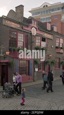 Anchor pub, 2001 Stock Photo