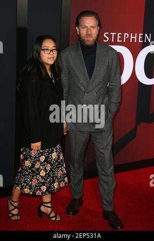 Ewan McGregor and Jamyan McGregor attend the premiere of Warner Bros
