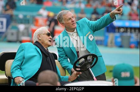 Don Shula, who coached 1972 Dolphins to undefeated season, dies at