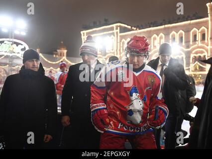 Friendly game of the All-Russian Night Hockey League • President of Russia