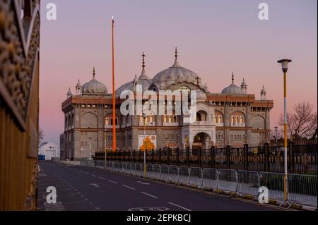 The Guru Nanak Darbar Gurdwara Sikh temple in gravesend at sunset. The marble building  is believed to be one of the largest in the UK; the Gurdwara c Stock Photo
