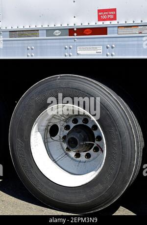 Yokohama truck tire, inflate tires 100 PSI, California Stock Photo