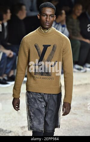 Model walks the runway during the Louis Vuitton Menswear Fall/Winter 2021- 2022 show as part of Paris Fashion Week on January 20, 2021 in Paris,  France. (Photo by Dominique Charriau/WireImage for ABA)