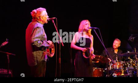 Robert Plant, Suzy Dian and Oli Jefferson with Saving Grace Band, Talented Musicians at Live Music Gig in UK Stock Photo