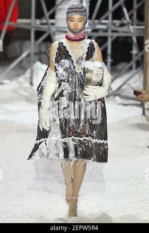 Model Yoon Young Bae walks on the runway during the Dior Fashion Show  during Paris Fashion