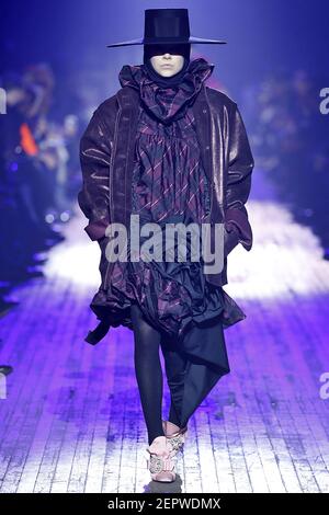 Model Hunter Schafer walks on the runway during the Miu Miu Fashion ...