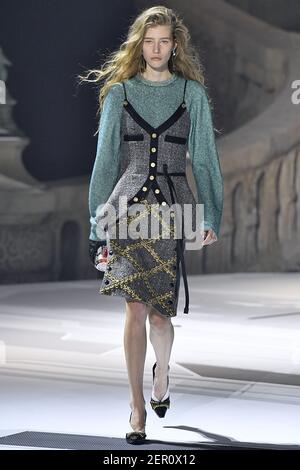 Model walks on the runway during the Louis Vuitton Paris Fashion Week Men  Fall Winter 2018-19 held in Paris, France on January 18, 2017. (Photo by  Jonas Gustavsson/Sipa USA Stock Photo - Alamy