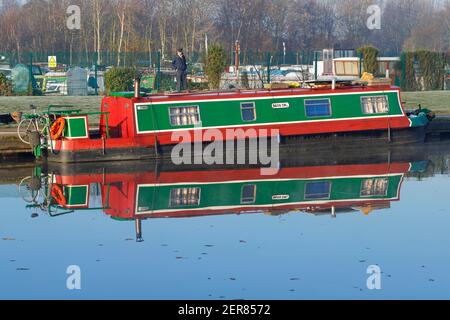 Boat reflections at Lemonroyd Waterside & Marina on the Aire & Calder ...