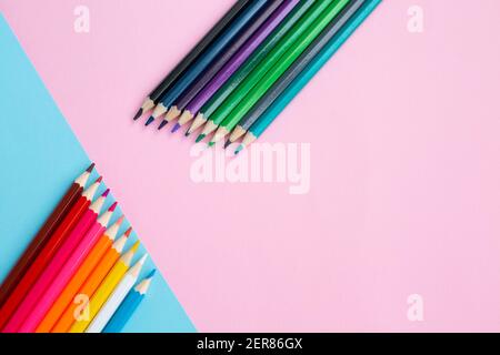 https://l450v.alamy.com/450v/2er86gx/rainbow-bright-colored-pencils-on-creative-colored-background-art-education-concept-2er86gx.jpg