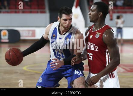 Lisboa, 27/05/2018 - O SL Benfica recebeu esta tarde o FC Porto no pavilhão  da Luz, em jogo a contar para o play-off, meias-finais, 2Âº jogo de  Basquetebol 2017/18. Raven Barber, Will