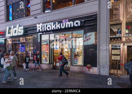 https://l450v.alamy.com/450v/2ermkc4/shoppers-flock-to-the-newly-opened-rilakkuma-store-in-times-square-in-new-york-on-tuesday-september-18-2018-a-product-of-the-japanese-company-san-x-rilakkuma-is-a-character-falling-into-the-kawaii-or-cute-category-with-its-image-and-those-of-its-friends-licensed-onto-an-untold-variety-of-merchandise-photo-by-richard-b-levine-2ermkc4.jpg